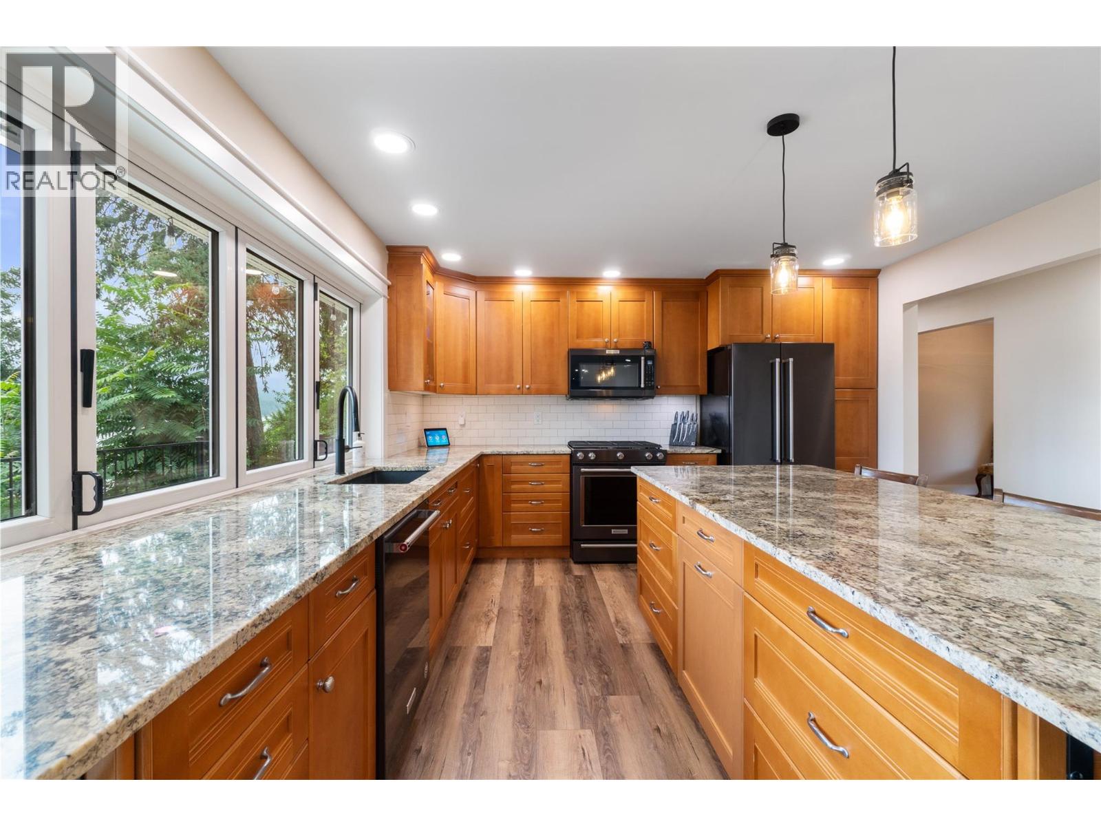 3304 Gray Road, Blind Bay, British Columbia  V0E 1H1 - Photo 10 - 10357734