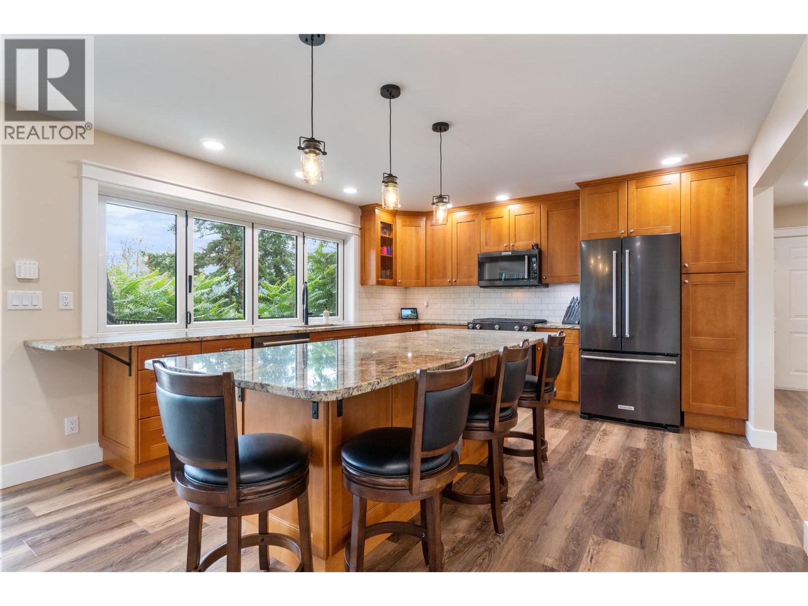 3304 Gray Road, Blind Bay, British Columbia  V0E 1H1 - Photo 11 - 10357734