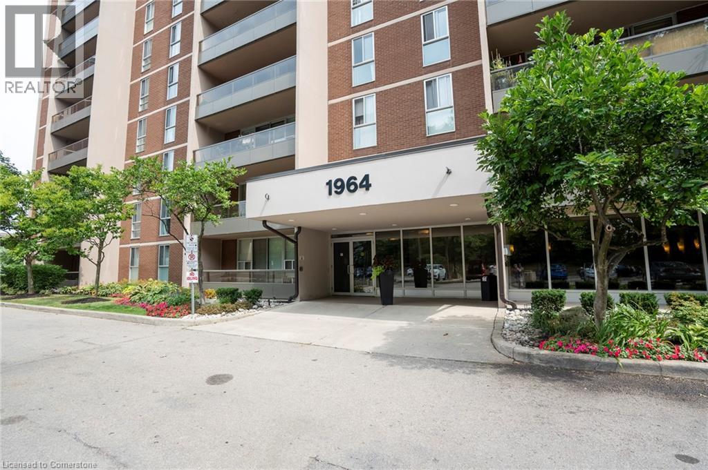 Property at 1964 W MAIN Street W Unit# 707 image 3