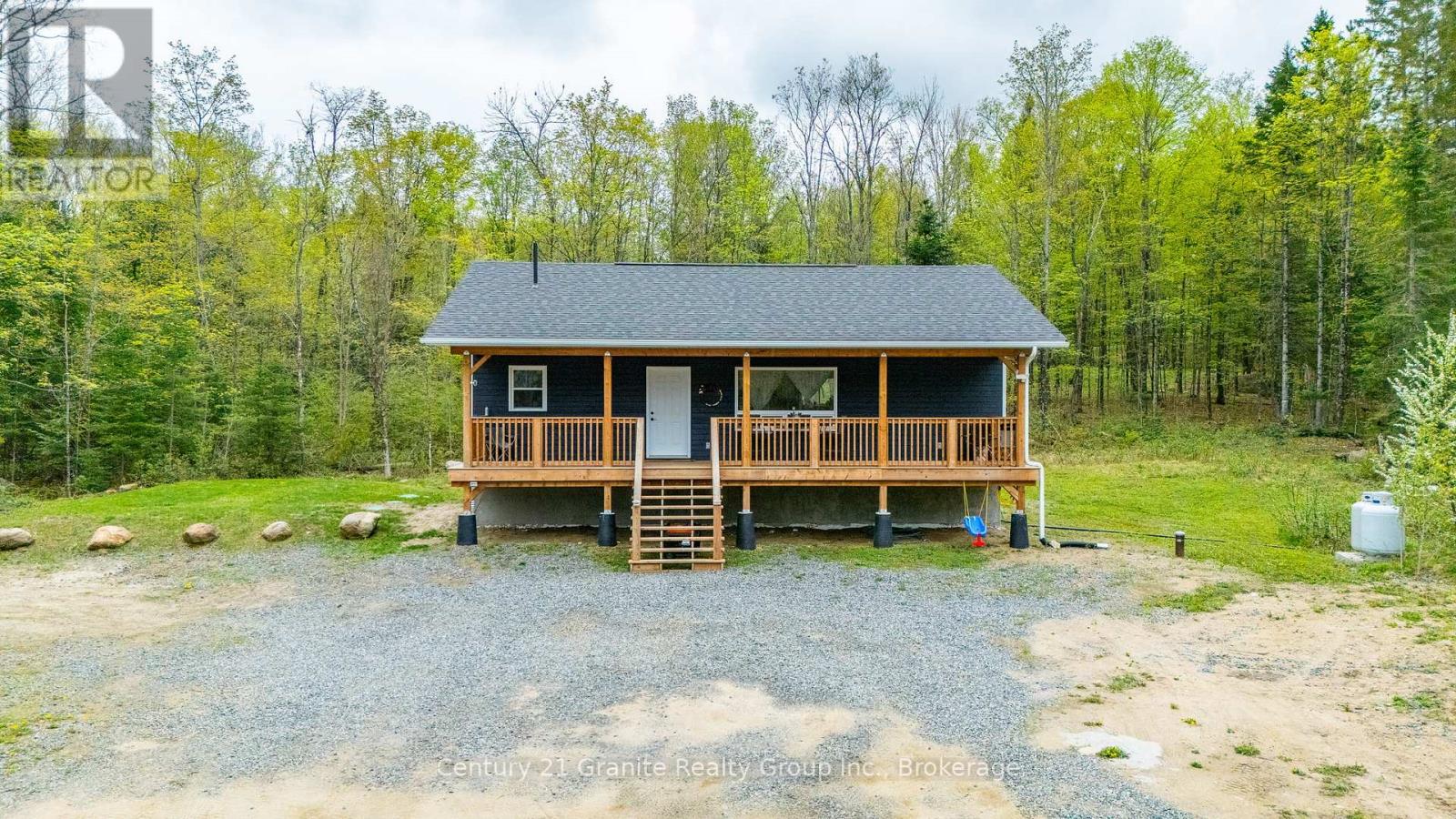 10498 Highway 118, Algonquin Highlands, Ontario  K0M 1J0 - Photo 36 - X12335342