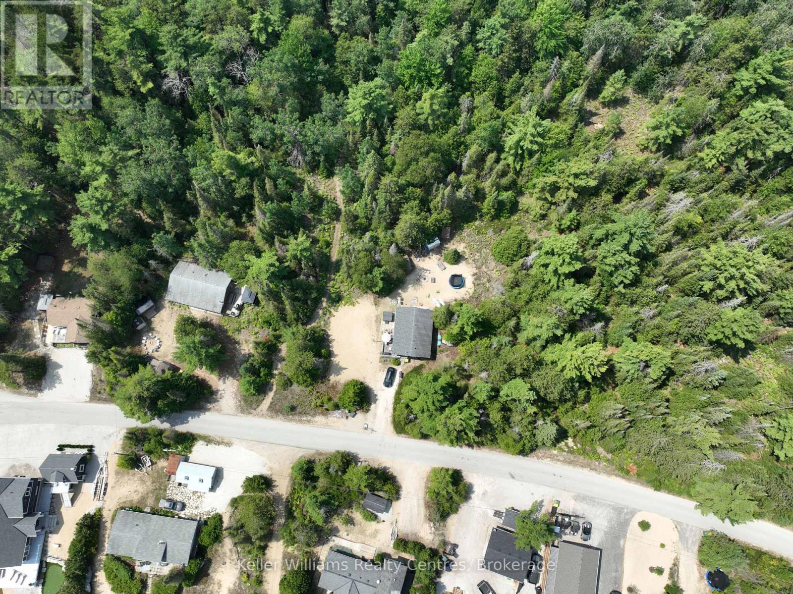 214 Ogimah Road, Native Leased Lands, Ontario  N0H 2T0 - Photo 39 - X12335352