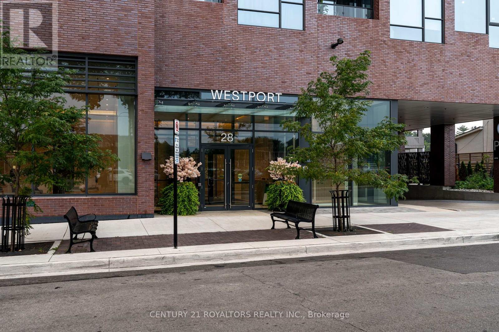 1416 - 28 Ann Street, Mississauga, Ontario  L5G 0E1 - Photo 2 - W12335360