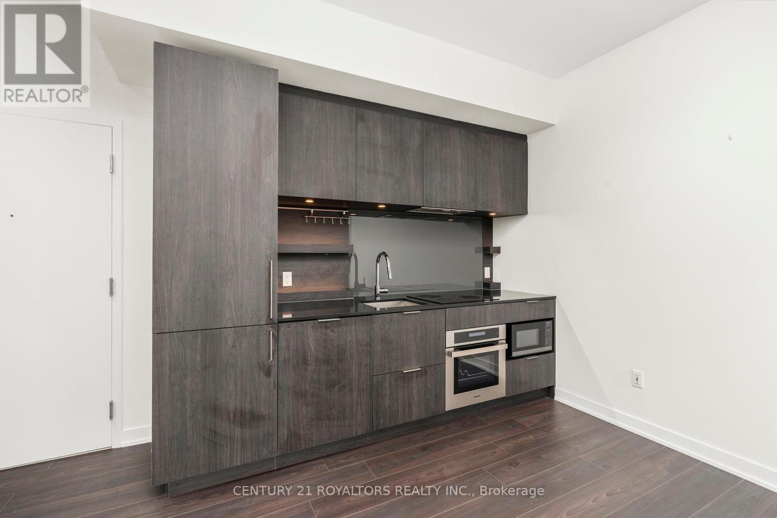 1416 - 28 Ann Street, Mississauga, Ontario  L5G 0E1 - Photo 7 - W12335360