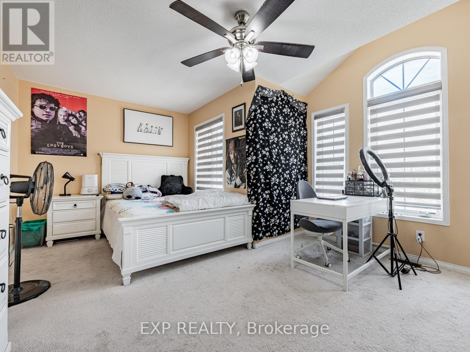 53 Fred Young Drive, Toronto, Ontario  M3L 0A1 - Photo 26 - W12335372
