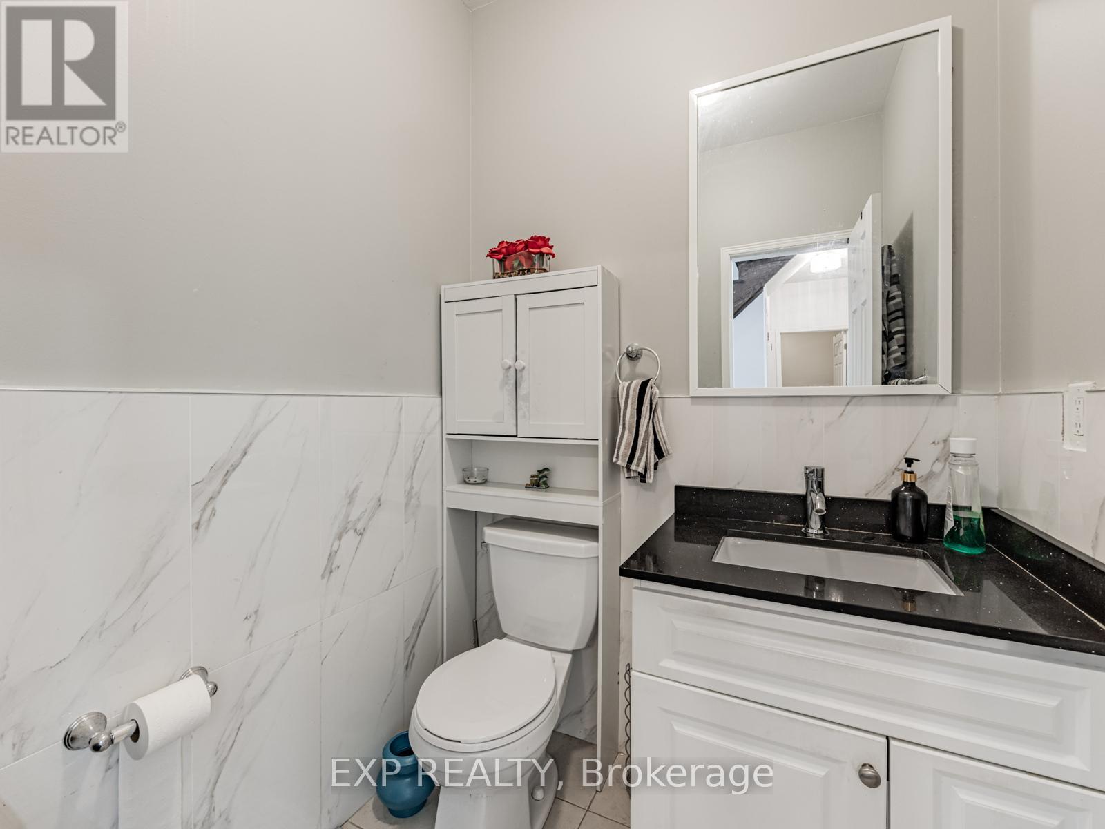 53 Fred Young Drive, Toronto, Ontario  M3L 0A1 - Photo 32 - W12335372