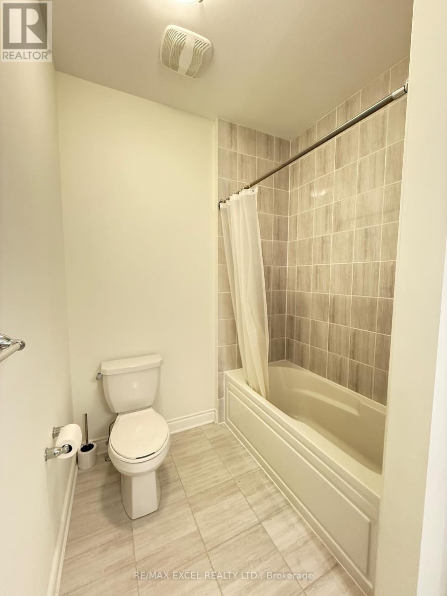 94 Hartney Drive, Richmond Hill, Ontario  L4S 0K6 - Photo 11 - N12334637