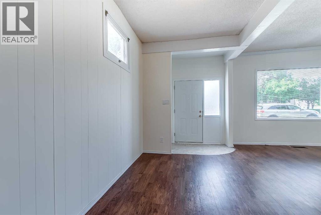 Property at 1165 Queen Street SE image 3
