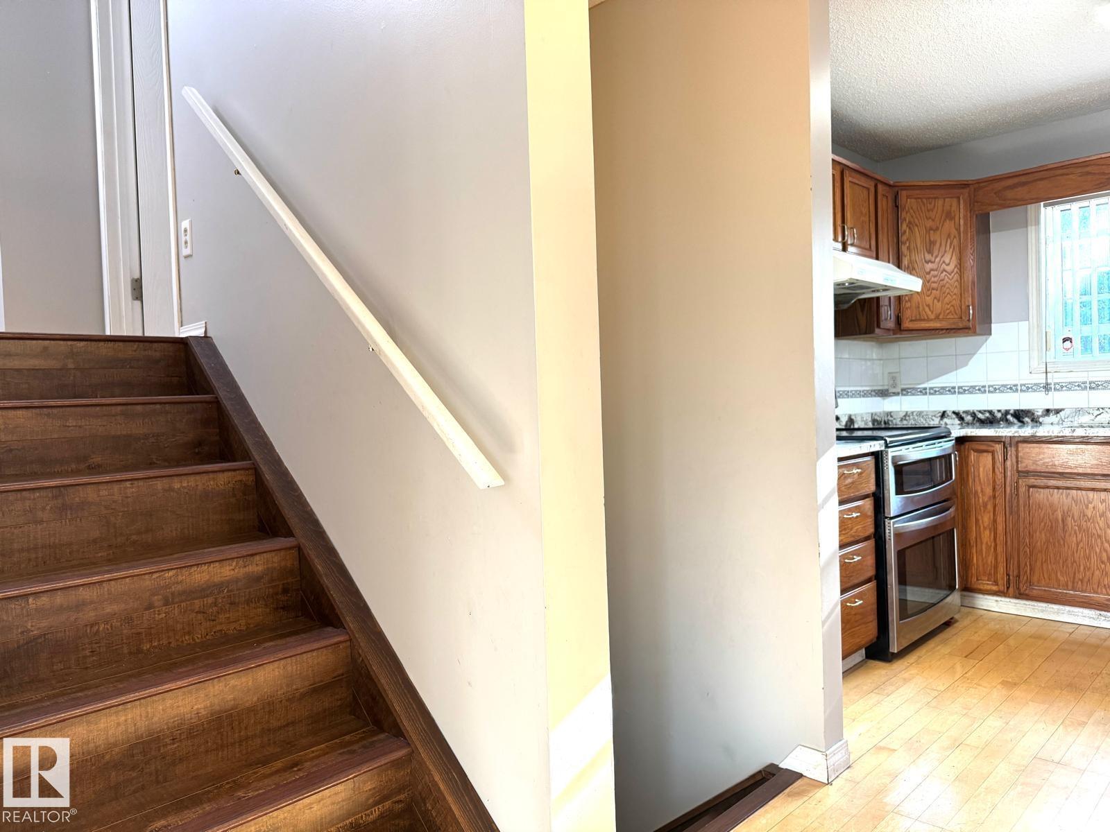 9220 172 St Nw, Edmonton, Alberta  T5T 3G2 - Photo 16 - E4448975