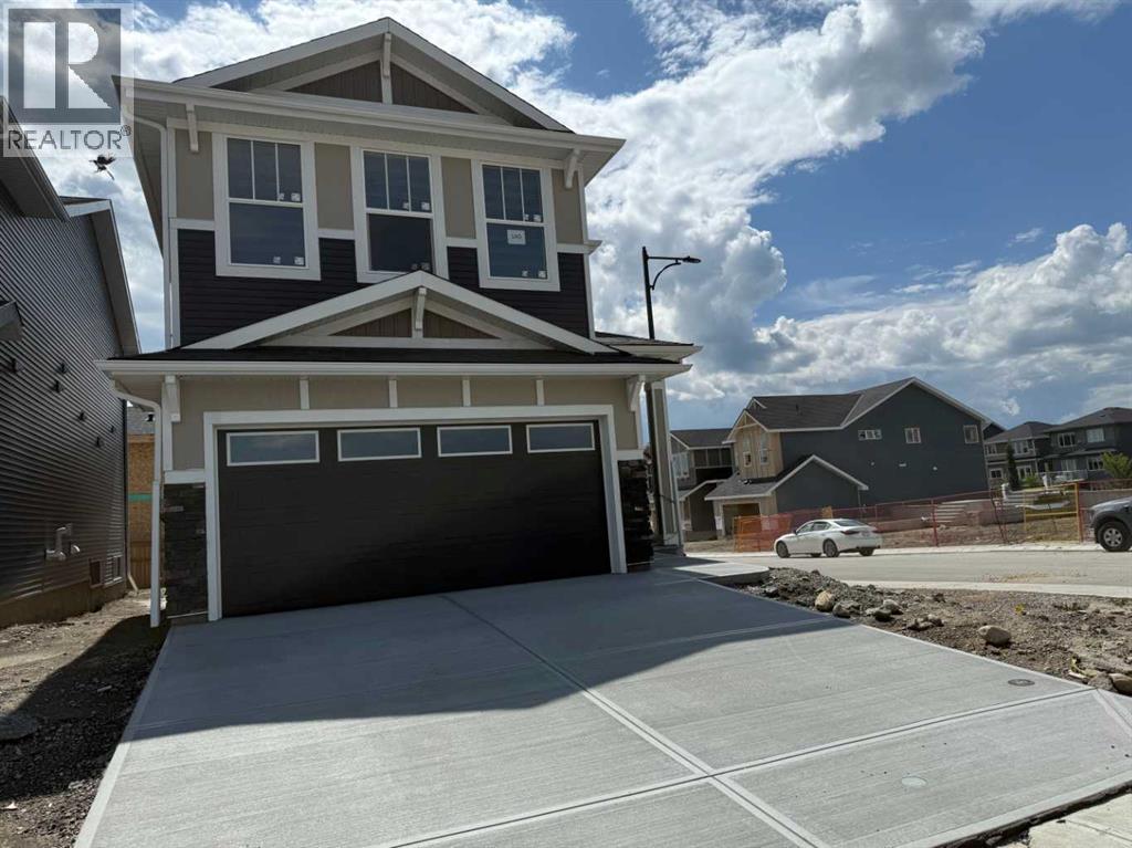 Property at 140 Sundown Crescent image 2