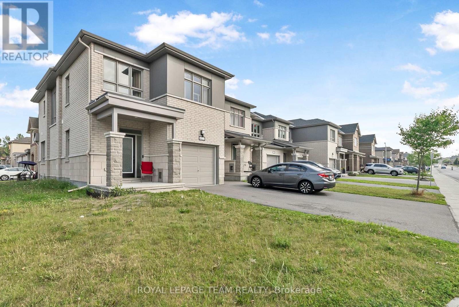 Property at 622 PARADE DRIVE image 1