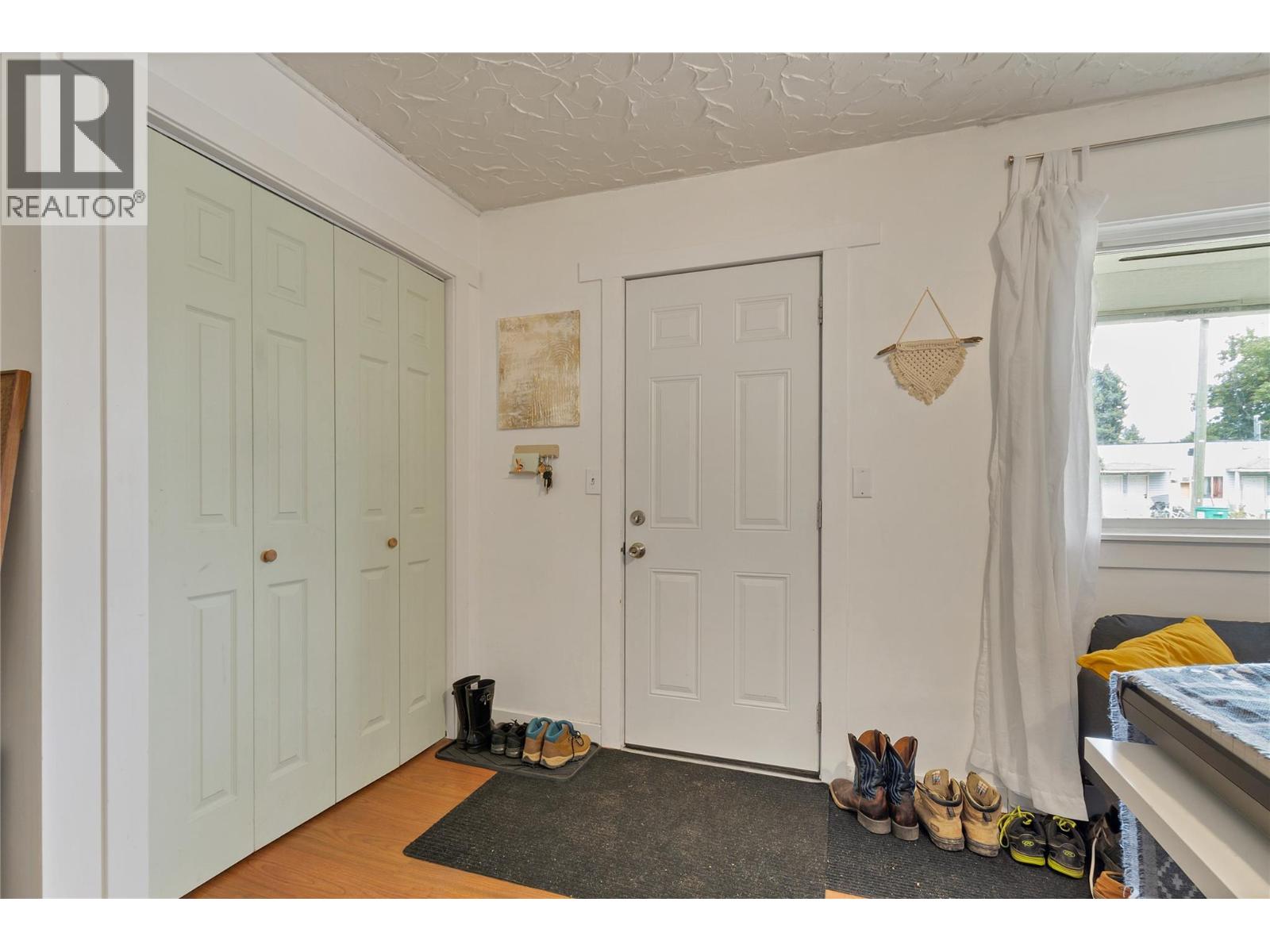 2184 Bessette Street Unit# 1,2,3, Lumby, British Columbia  V0E 2G0 - Photo 4 - 10358836