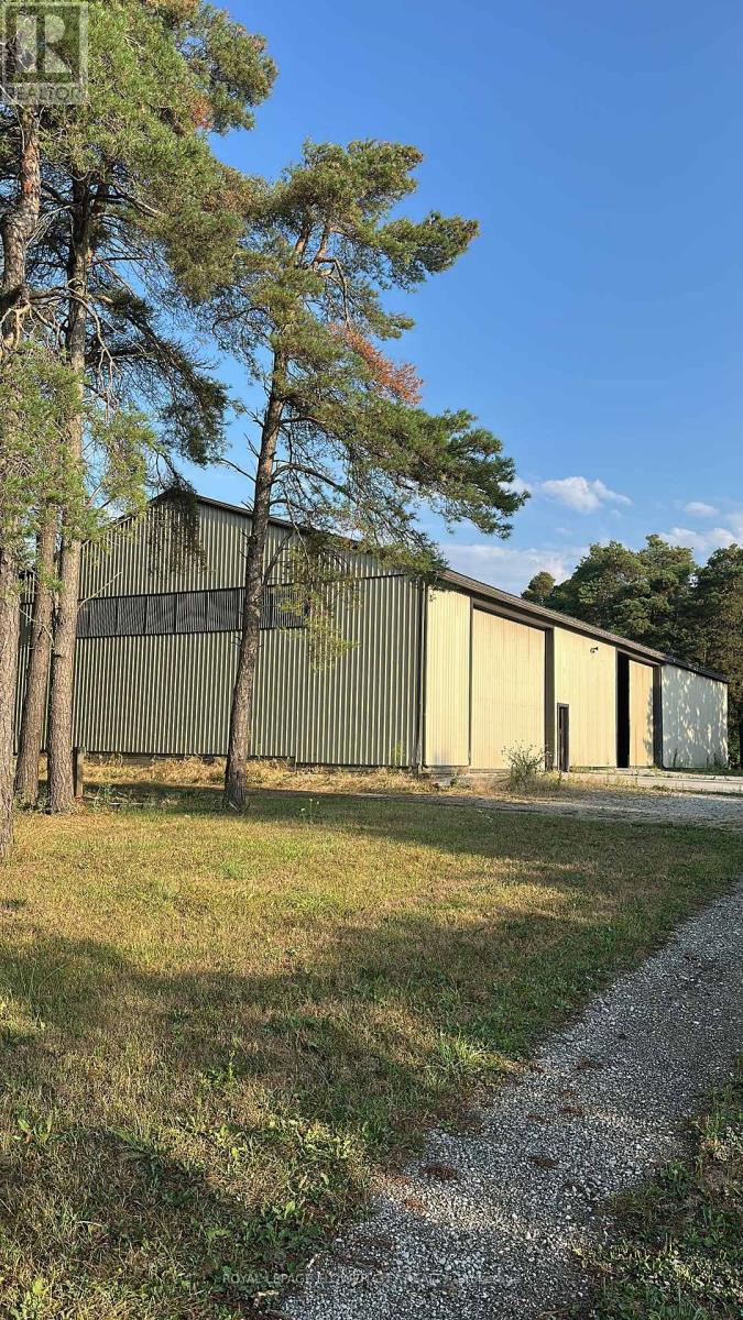 SHED 1 - 7076 5TH SIDE ROAD N, Innisfil, Ontario