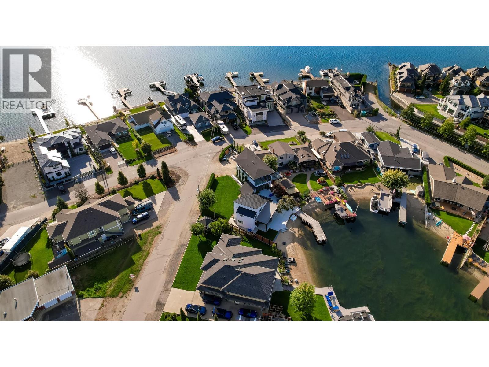 1350 Green Bay Road, west kelowna, British Columbia