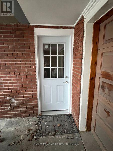 20 Omagh (Lower Level) Avenue, Toronto, Ontario  M9M 1E7 - Photo 2 - W12335421