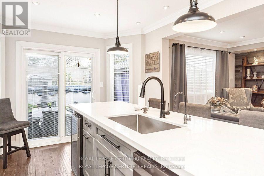 73 Headwater Road, Caledon, Ontario  L7E 2W4 - Photo 17 - W12335432