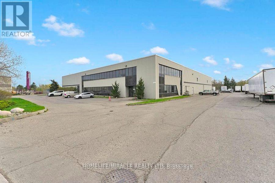 52 Bramwin Court, Brampton (Bramalea South Industrial), Ontario  L6T 5G2 - Photo 12 - W12335446