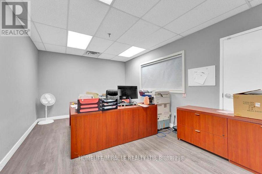 52 Bramwin Court, Brampton (Bramalea South Industrial), Ontario  L6T 5G2 - Photo 22 - W12335446