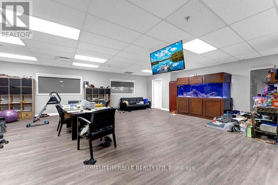 52 Bramwin Court, Brampton (Bramalea South Industrial), Ontario  L6T 5G2 - Photo 37 - W12335446