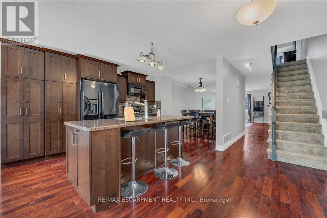 Property at 24 - 26 MOSS BOULEVARD image 4
