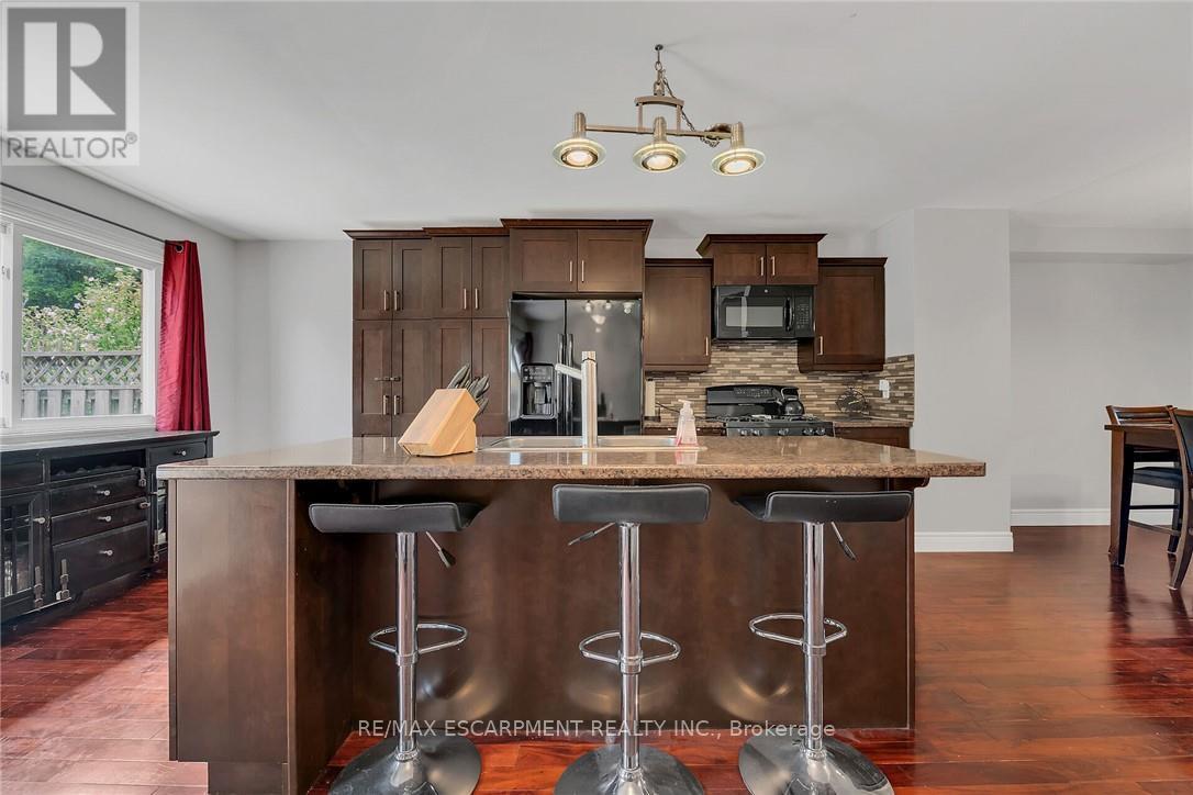 Property at 24 - 26 MOSS BOULEVARD image 5