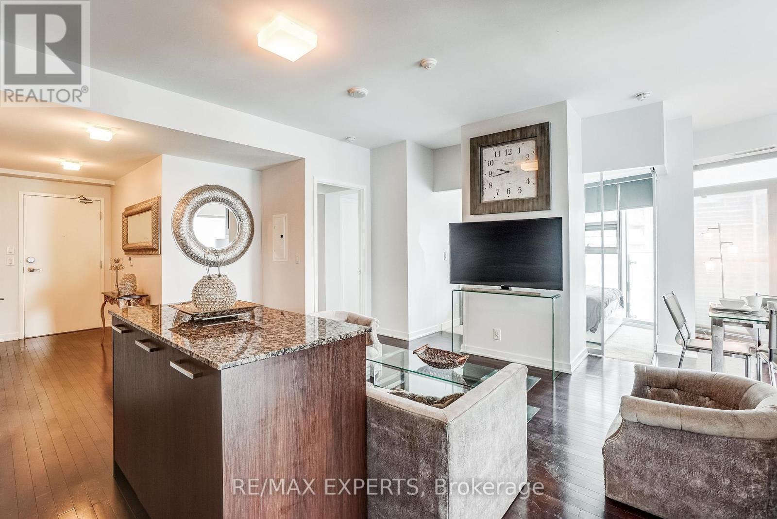 3803 - 14 York Street, Toronto, Ontario  M5J 0B1 - Photo 11 - C12335502