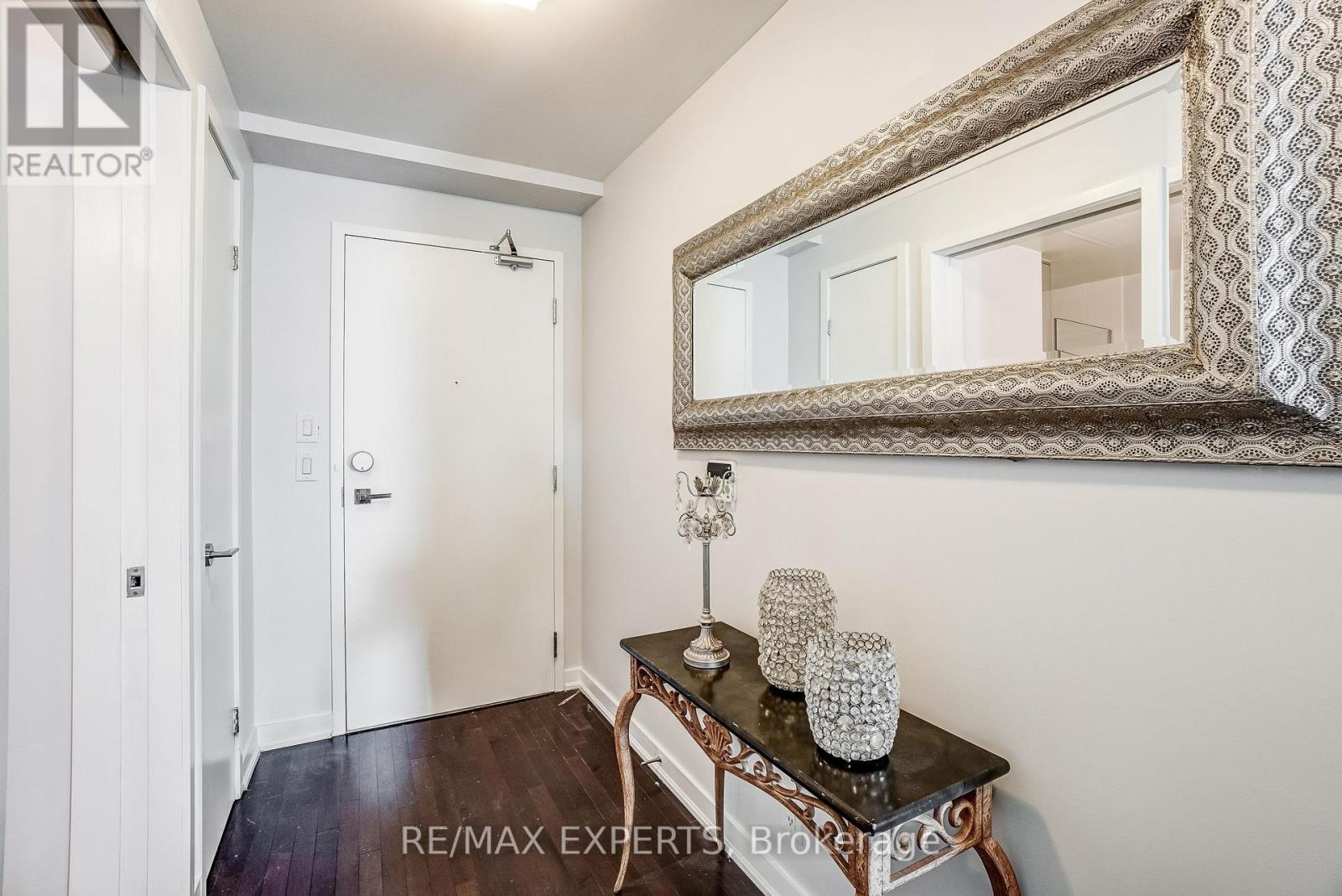 3803 - 14 York Street, Toronto, Ontario  M5J 0B1 - Photo 5 - C12335502