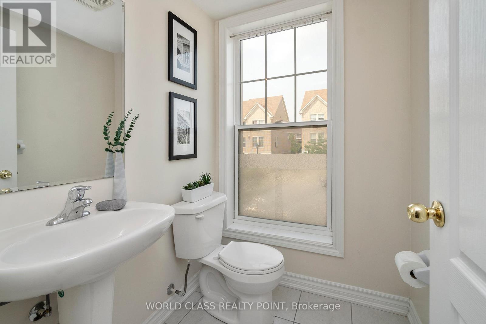 73 Cathedral High Street, Markham, Ontario  L6C 0P1 - Photo 18 - N12335499