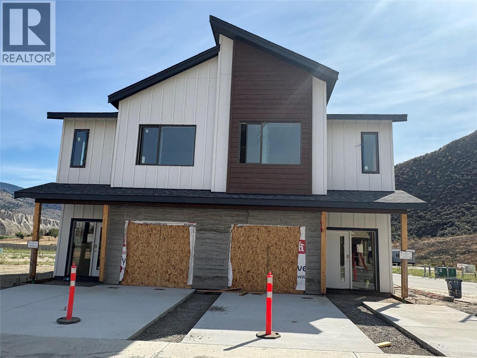 Property at 3580 Valleyview Drive Unit# 135 image 3