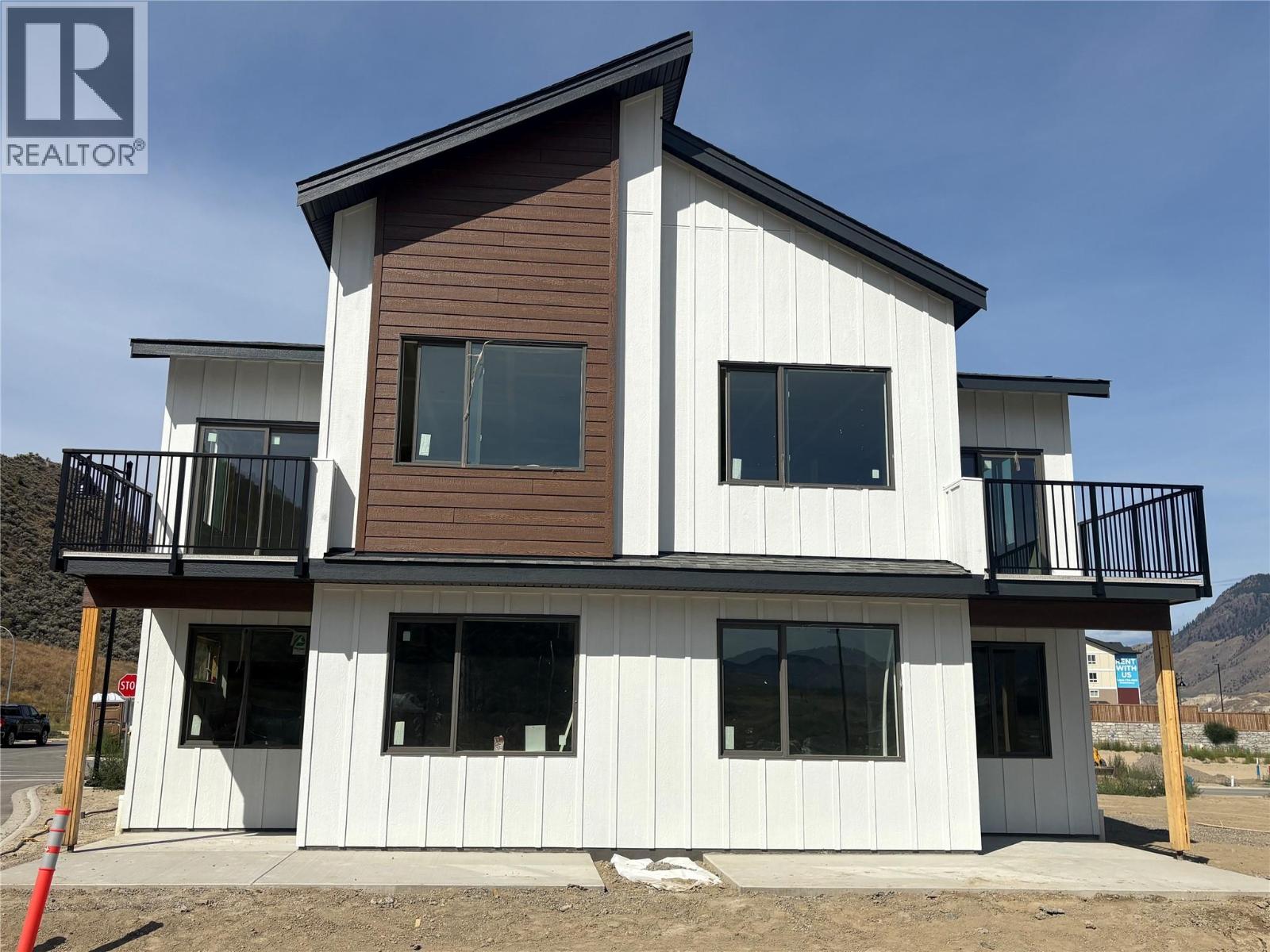 Property at 3580 Valleyview Drive Unit# 135 image 4