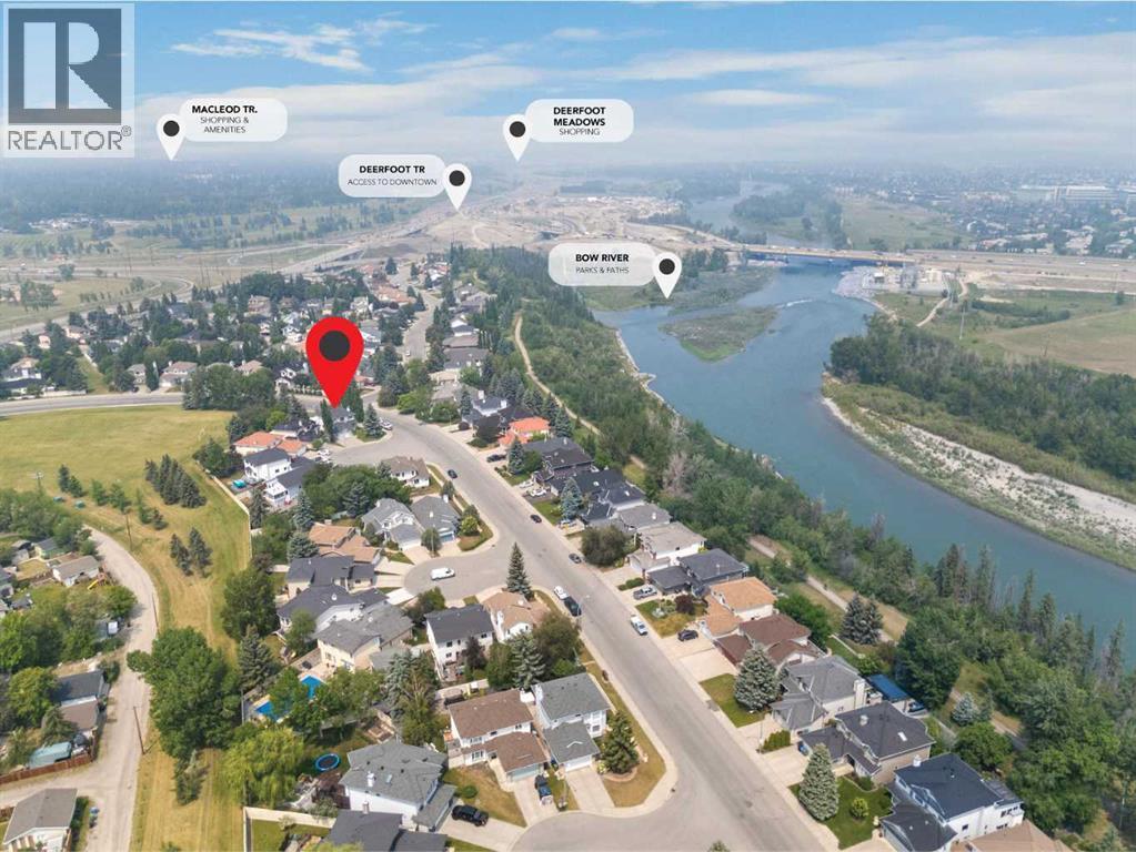 Property at 103 Diamond Court SE image 3