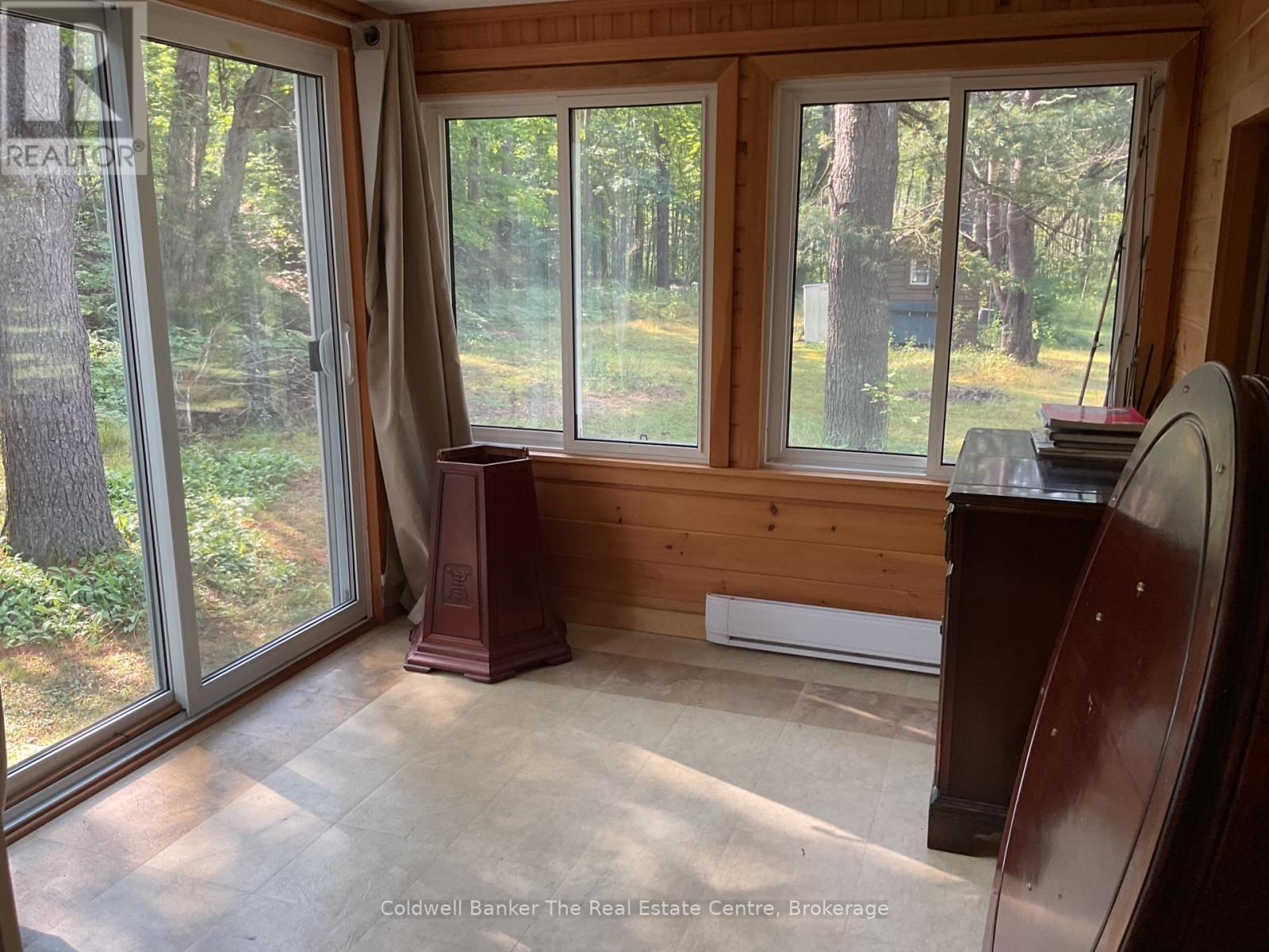 1060 Kahshe Lake Road S, Gravenhurst, Ontario  P0E 1G0 - Photo 32 - X12335536