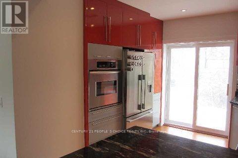 Property at 34 FAIRWOOD CRESCENT image 4