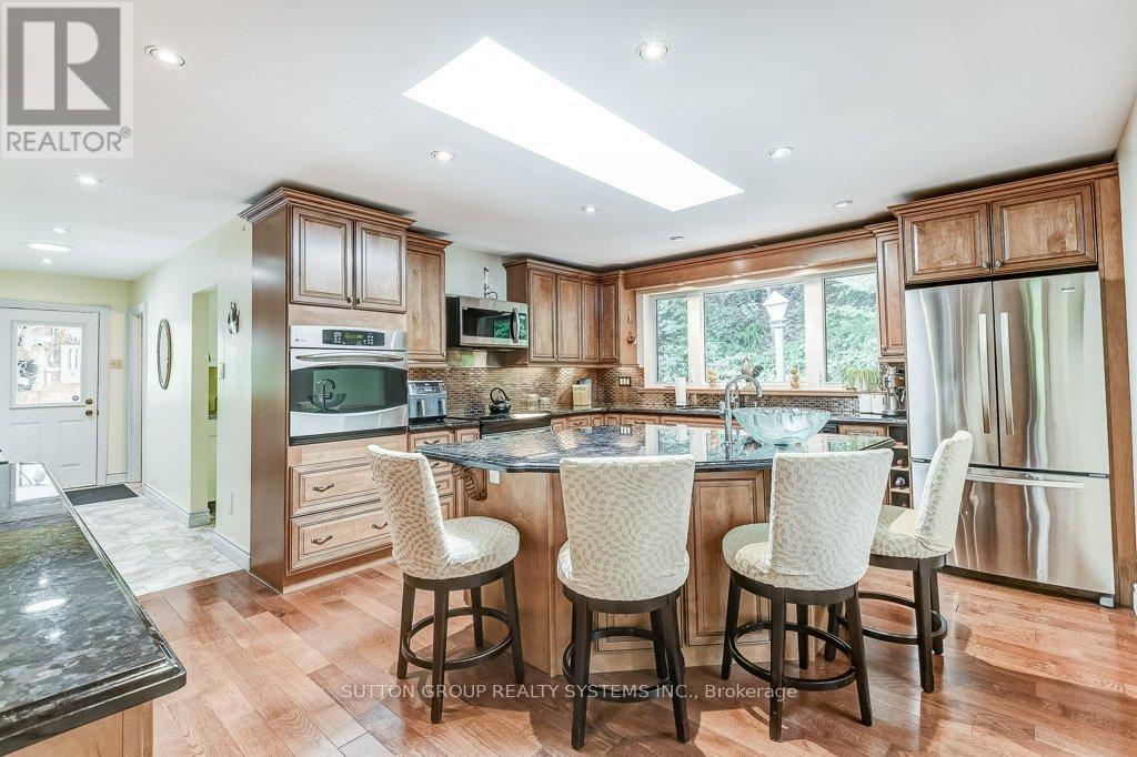 26 Harriman Road, Aurora, Ontario  L4G 2S8 - Photo 19 - N12335531