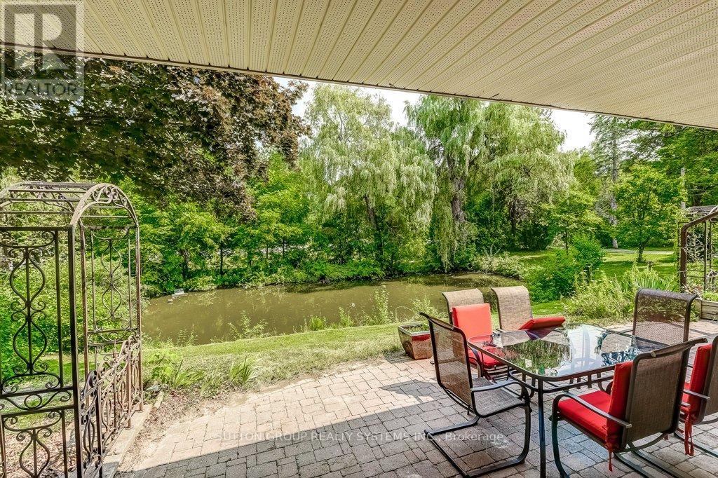 26 Harriman Road, Aurora, Ontario  L4G 2S8 - Photo 8 - N12335531