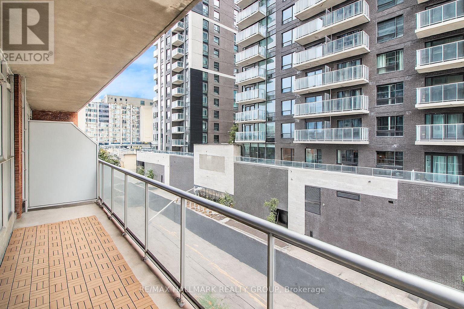 405 - 179 George Street, Ottawa, Ontario  K1N 1J8 - Photo 9 - X12332575