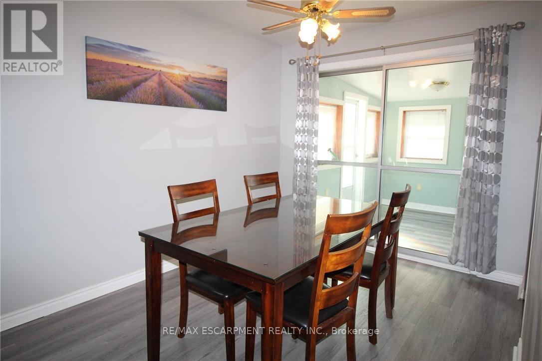 4 Purnell Drive, Hamilton, Ontario  L9C 4X9 - Photo 3 - X12321634