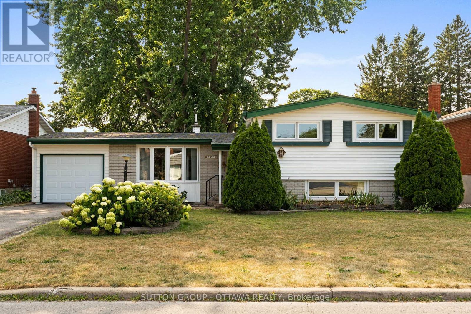 Property at 1370 SAULT STREET image 1