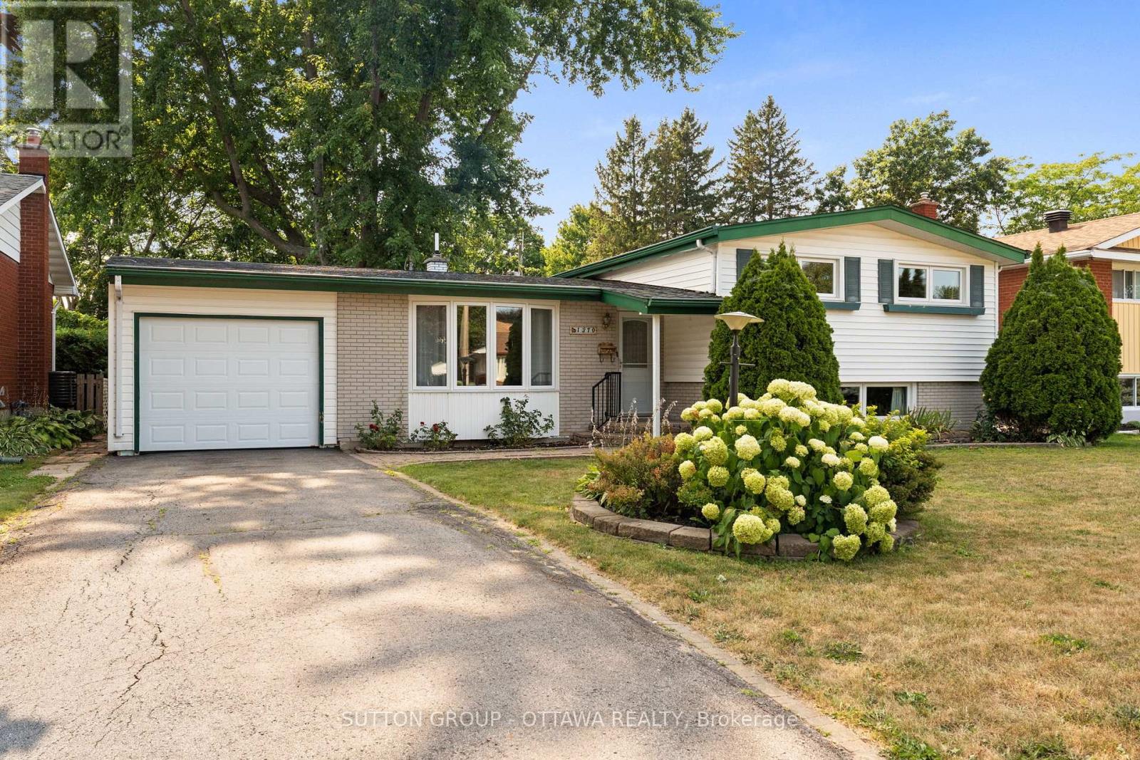 Property at 1370 SAULT STREET image 2