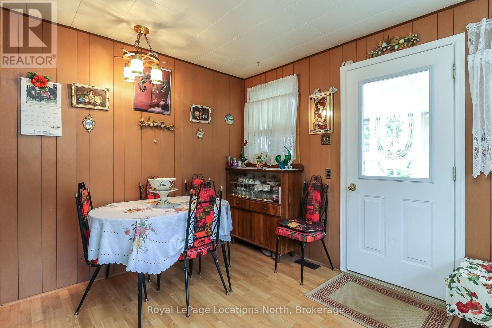 58 39th Street N, Wasaga Beach, Ontario  L9Z 2A2 - Photo 10 - S12335583
