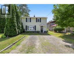 135 Fraser Street, Gravenhurst (Muskoka (S)), Ca