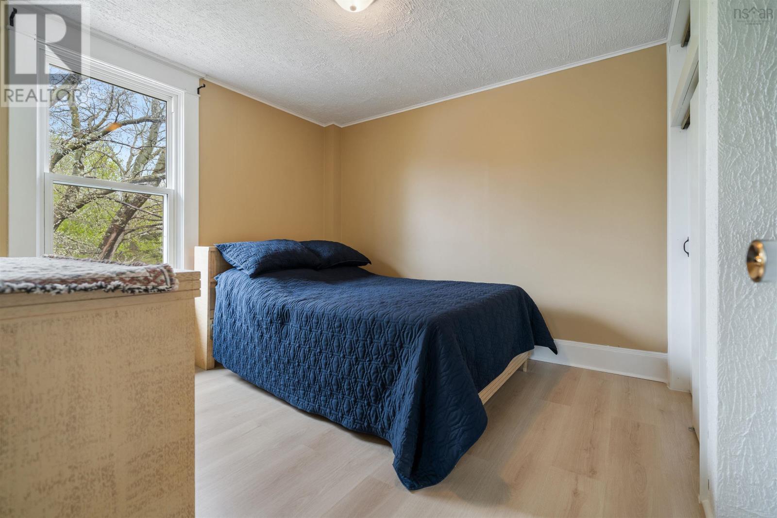 11 Durley Street, Amherst, Nova Scotia  B4H 2B2 - Photo 38 - 202512163