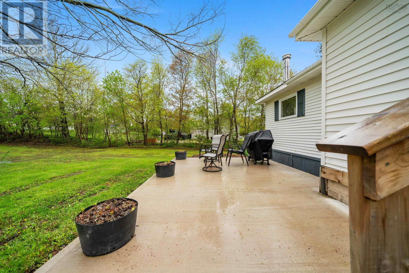 11 Durley Street, Amherst, Nova Scotia  B4H 2B2 - Photo 8 - 202512163