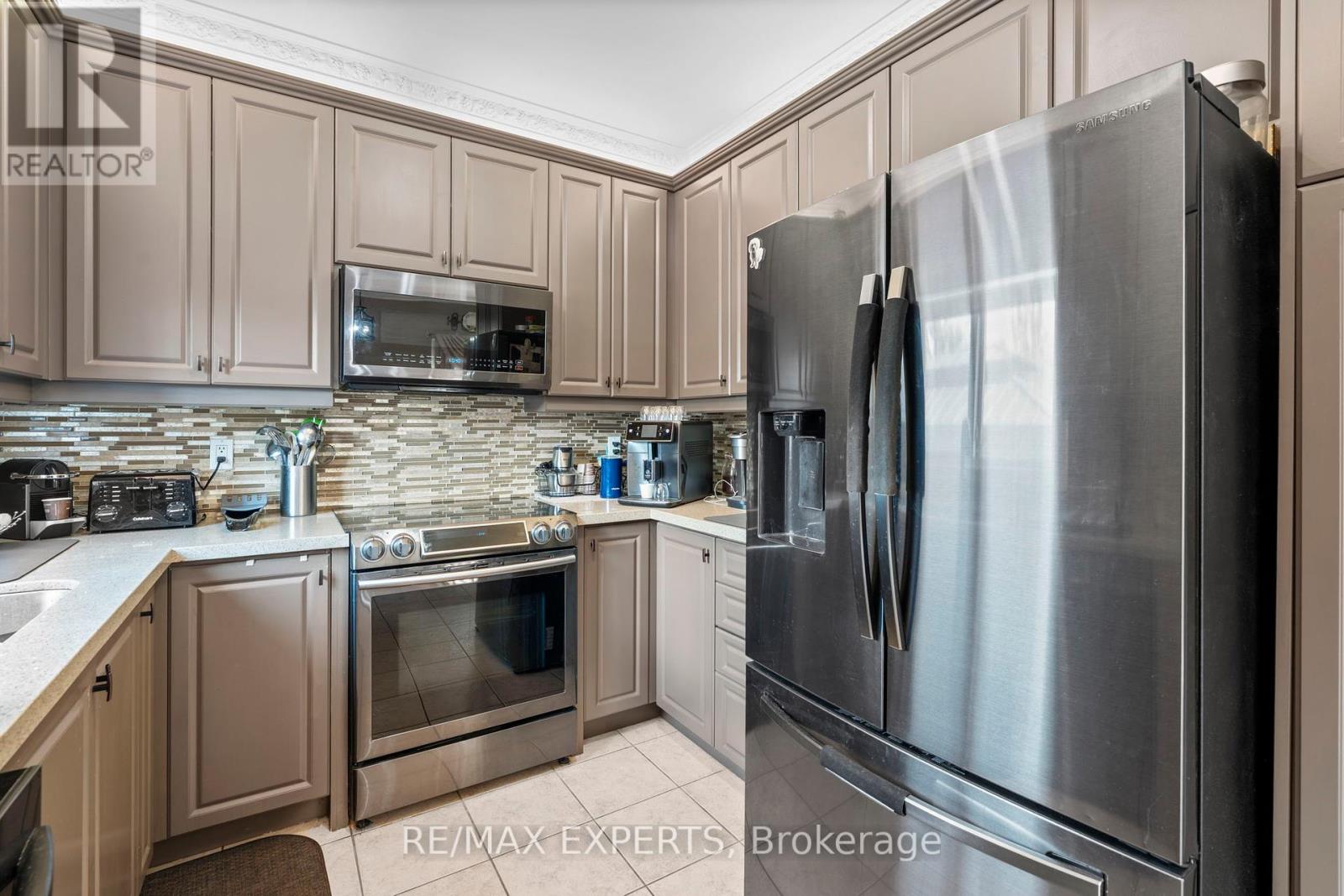 43 Water Garden Lane, Vaughan, Ontario  L4H 1N2 - Photo 10 - N12335591