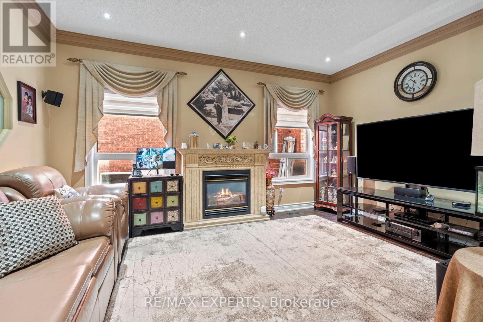 43 Water Garden Lane, Vaughan, Ontario  L4H 1N2 - Photo 16 - N12335591