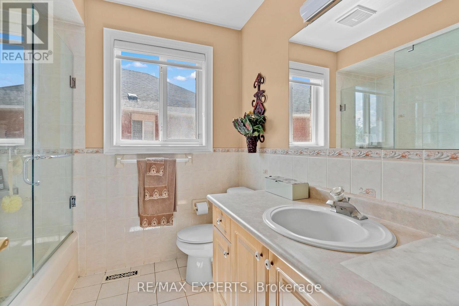 43 Water Garden Lane, Vaughan, Ontario  L4H 1N2 - Photo 36 - N12335591