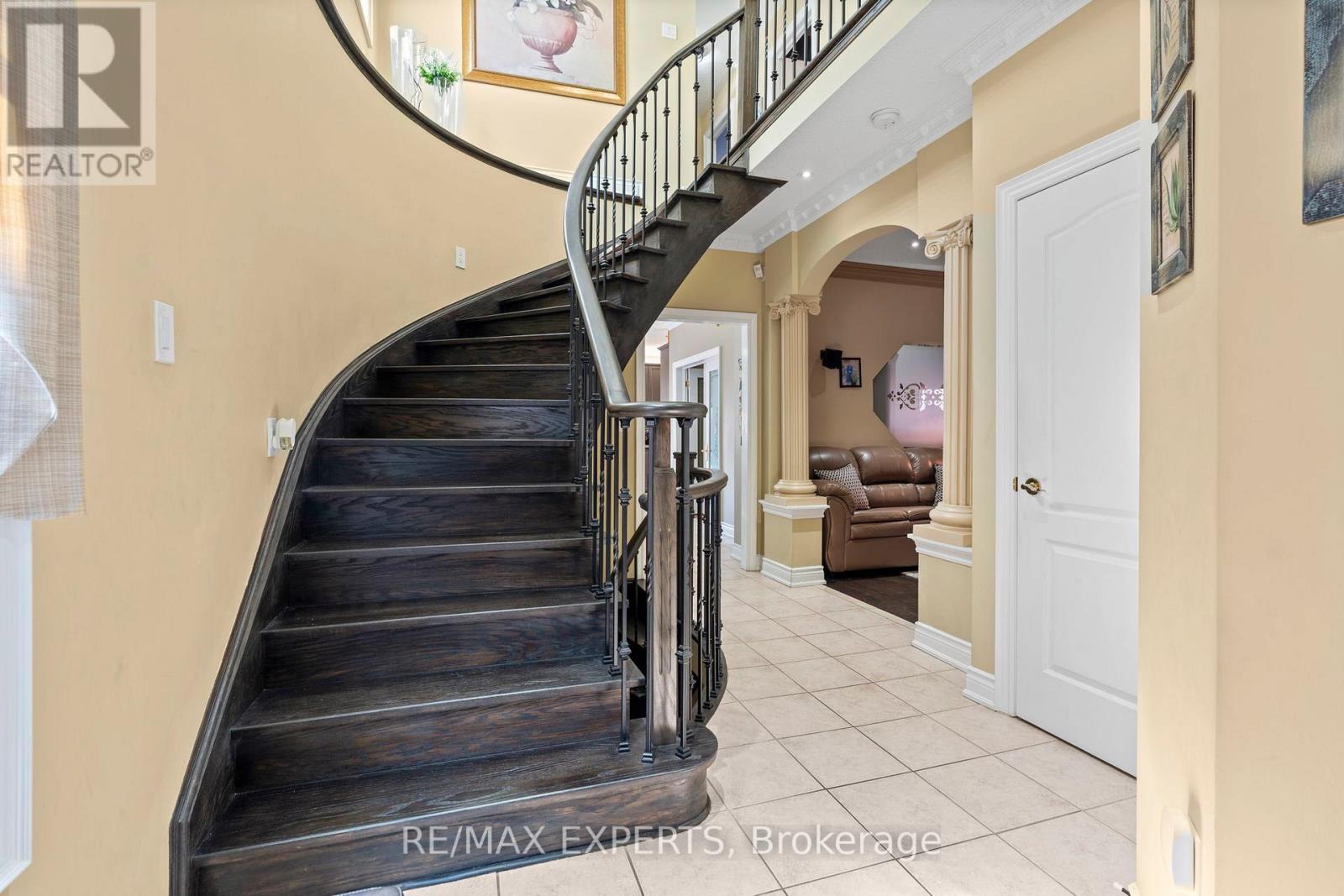 43 Water Garden Lane, Vaughan, Ontario  L4H 1N2 - Photo 6 - N12335591