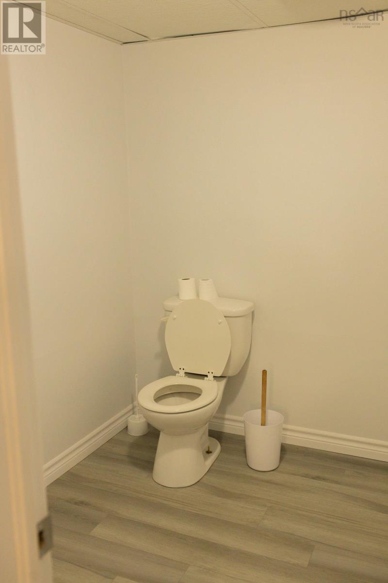 10 Ling Street, Glace Bay, Nova Scotia  B1A 3L3 - Photo 15 - 202515363