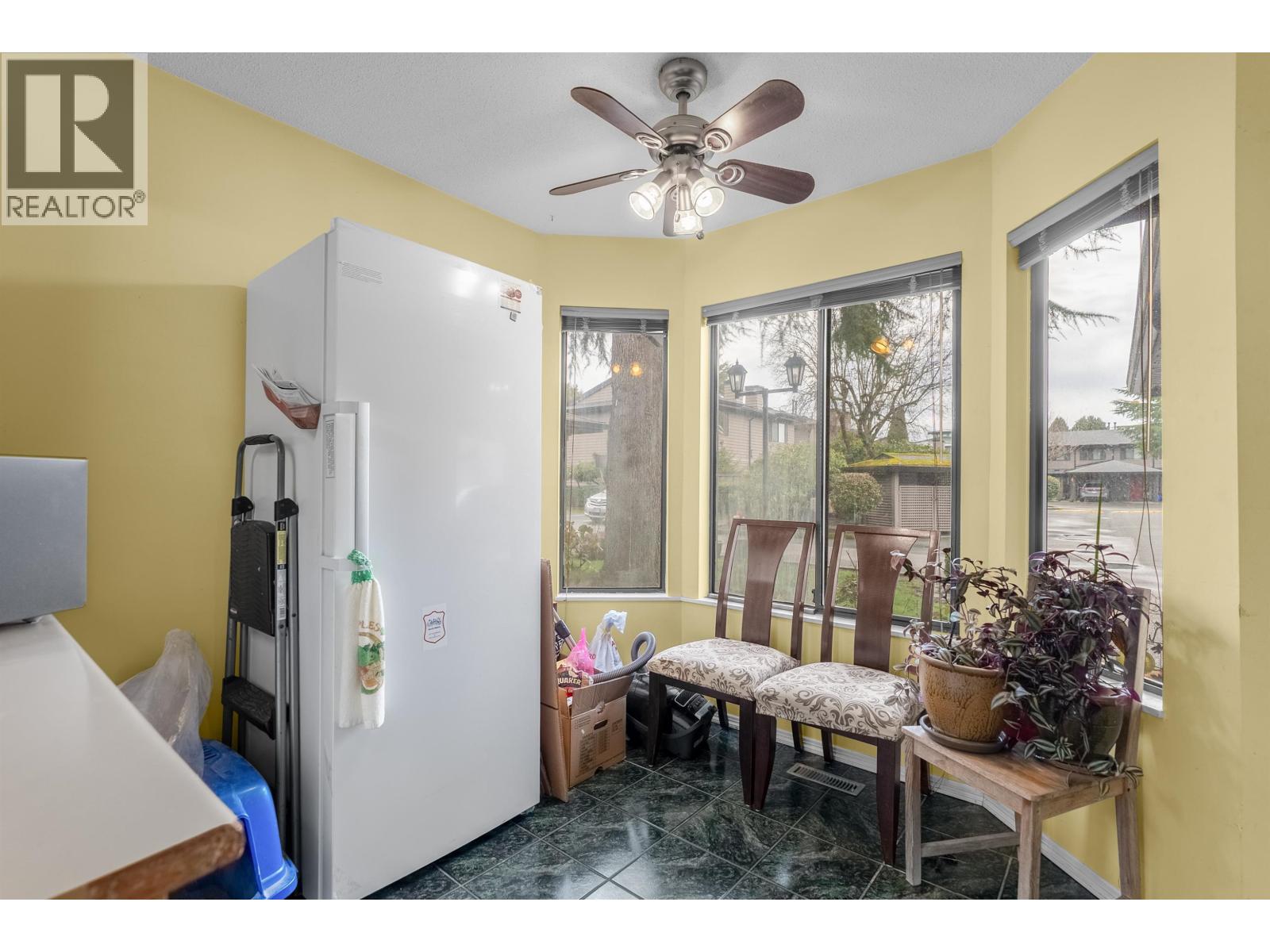 Listing Picture 10 of 21 : 9 10111 GILBERT ROAD, Richmond / 烈治文 - 魯藝地產 Yvonne Lu Group - MLS Medallion Club Member