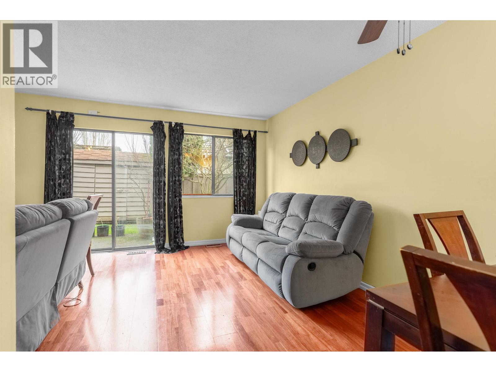 Listing Picture 4 of 21 : 9 10111 GILBERT ROAD, Richmond / 烈治文 - 魯藝地產 Yvonne Lu Group - MLS Medallion Club Member