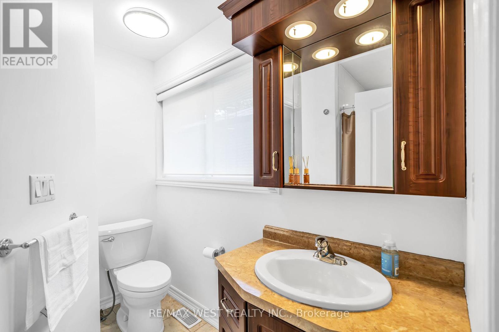 12 Athabasca Street, Oshawa, Ontario  L1H 7H5 - Photo 16 - E12335530